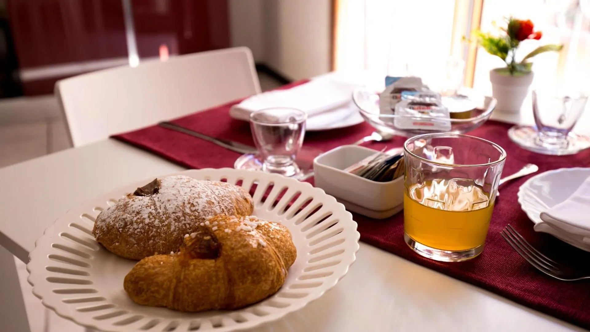 La Casa Del Moro Bed and Breakfast Palermo 2*,
